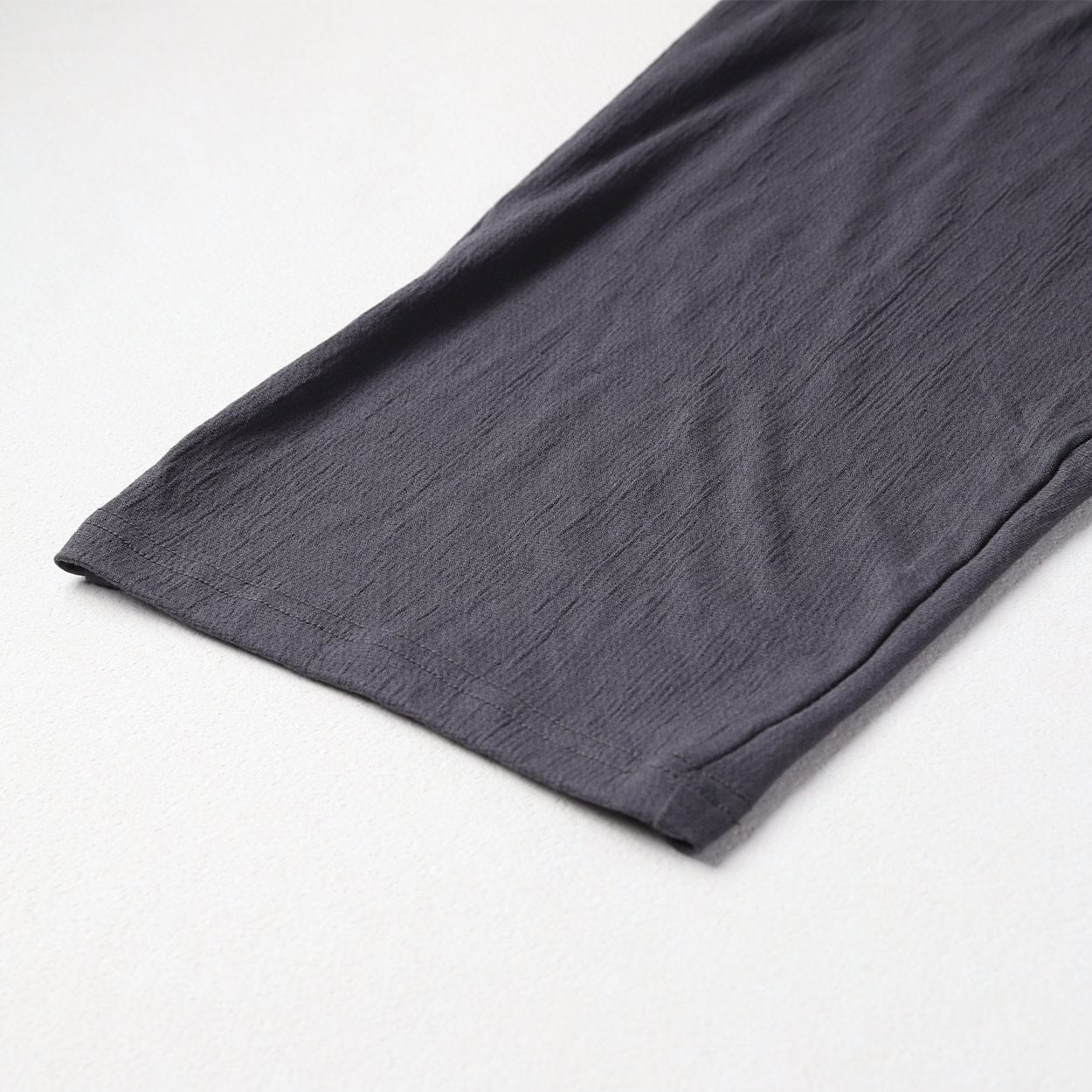 メンズ インナー Tシャツ ノースリーブ Vネック クルーネック 綿素材 夏 吸水速乾 ムレない ストレッチ 伸縮性 サラサラ 下着 肌着 クレープ サラッとした着心地 汗で蒸れにくい 白 黒 グレー ネイビー M L LL